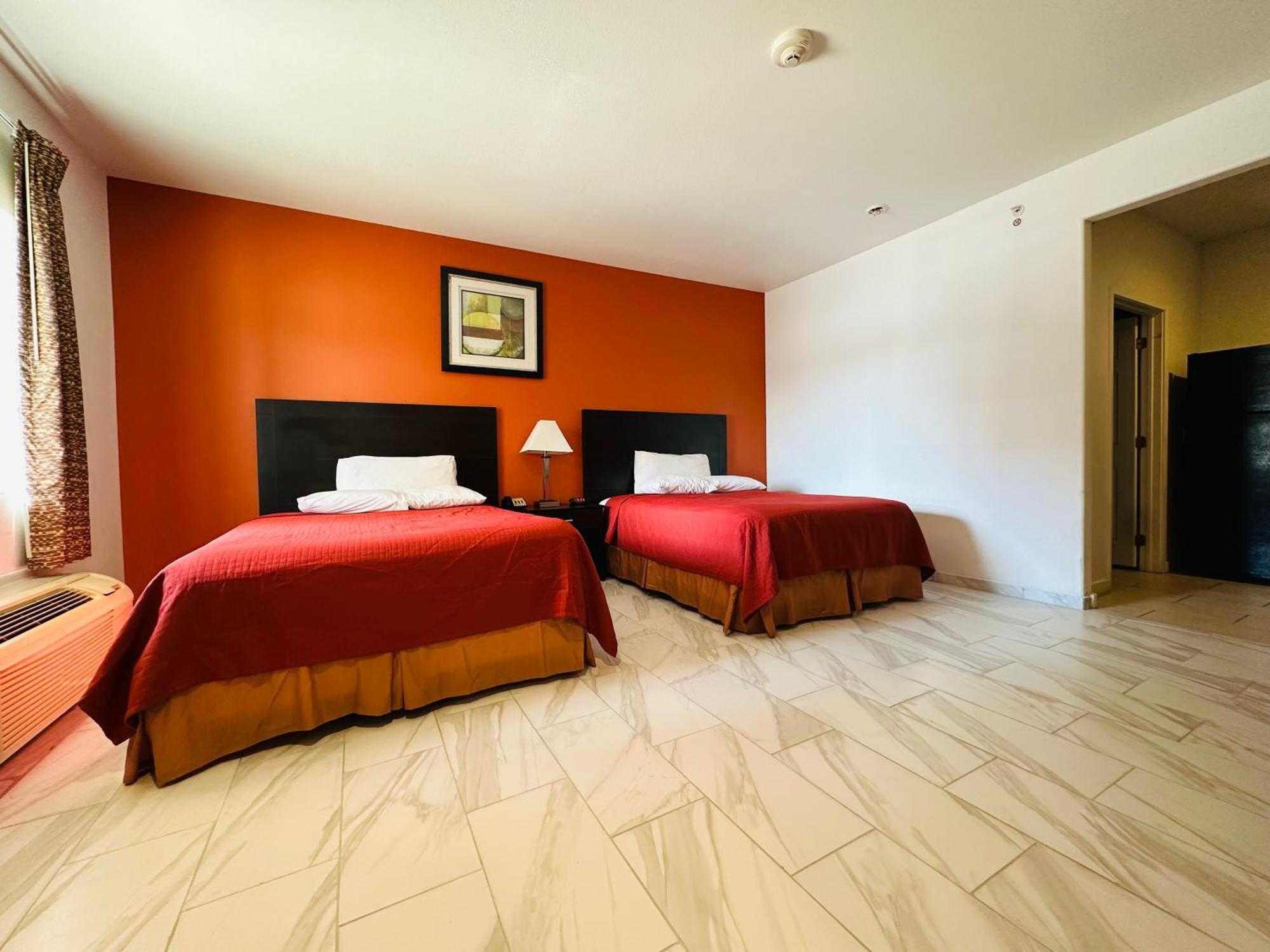 Lux Inn And Suites Three Rivers ภายนอก รูปภาพ