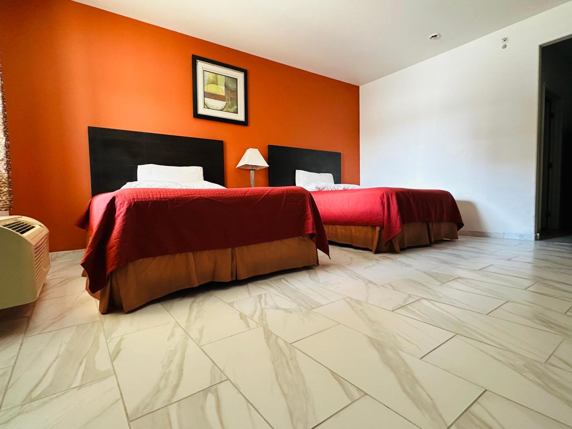 Lux Inn And Suites Three Rivers ภายนอก รูปภาพ