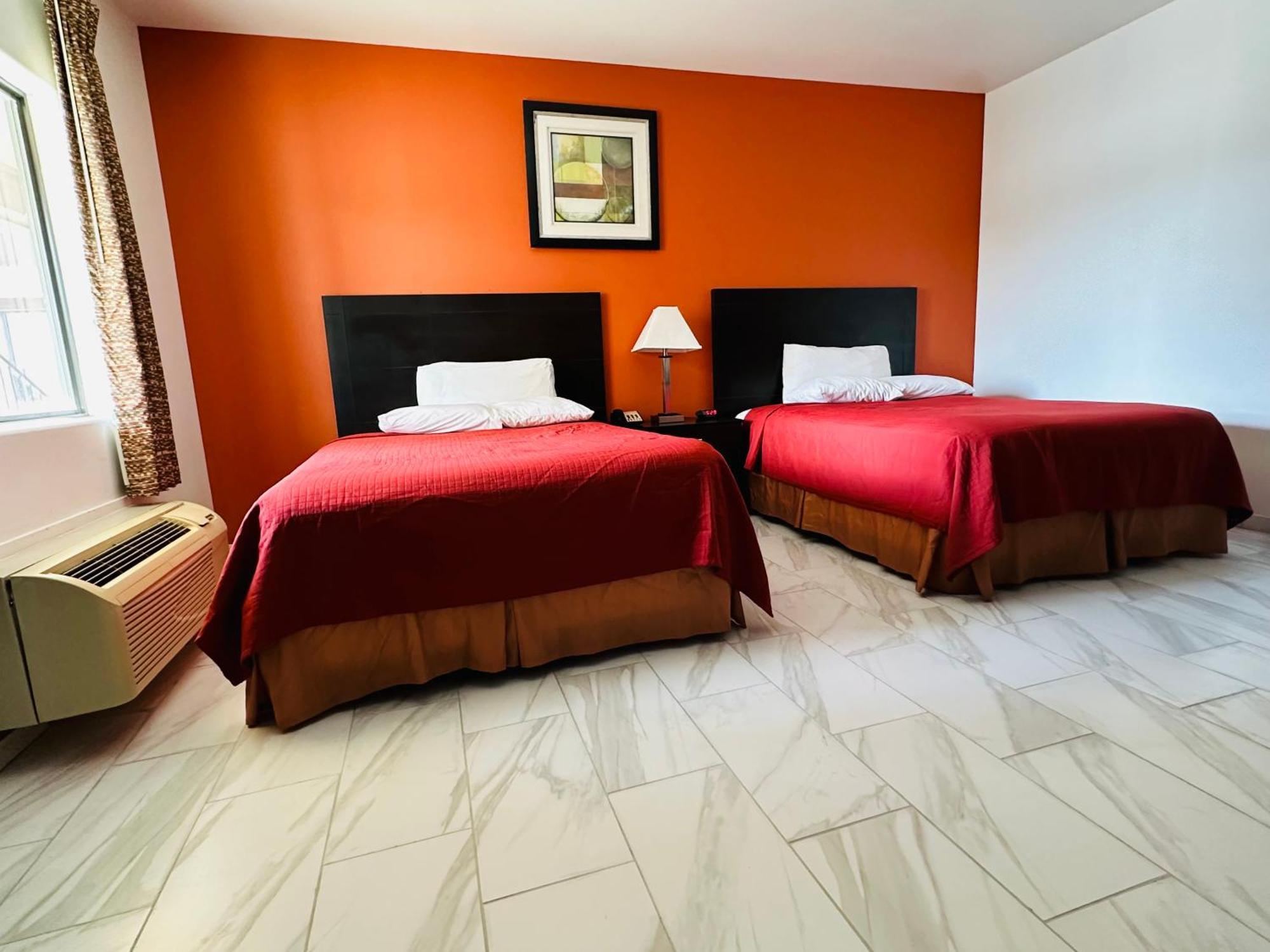 Lux Inn And Suites Three Rivers ภายนอก รูปภาพ